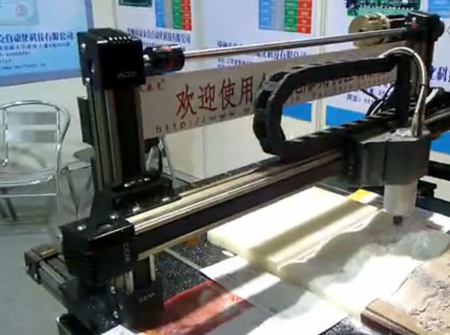 東莞遠(yuǎn)程CCM-W45系列直線滑軌模組在雕刻機(jī)上的應(yīng)用